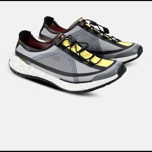 🆕Stella McCartney x adidas PulseBoost HD Sneakers